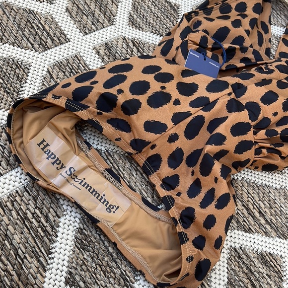 Swimsuit! - Picture 5 of 7